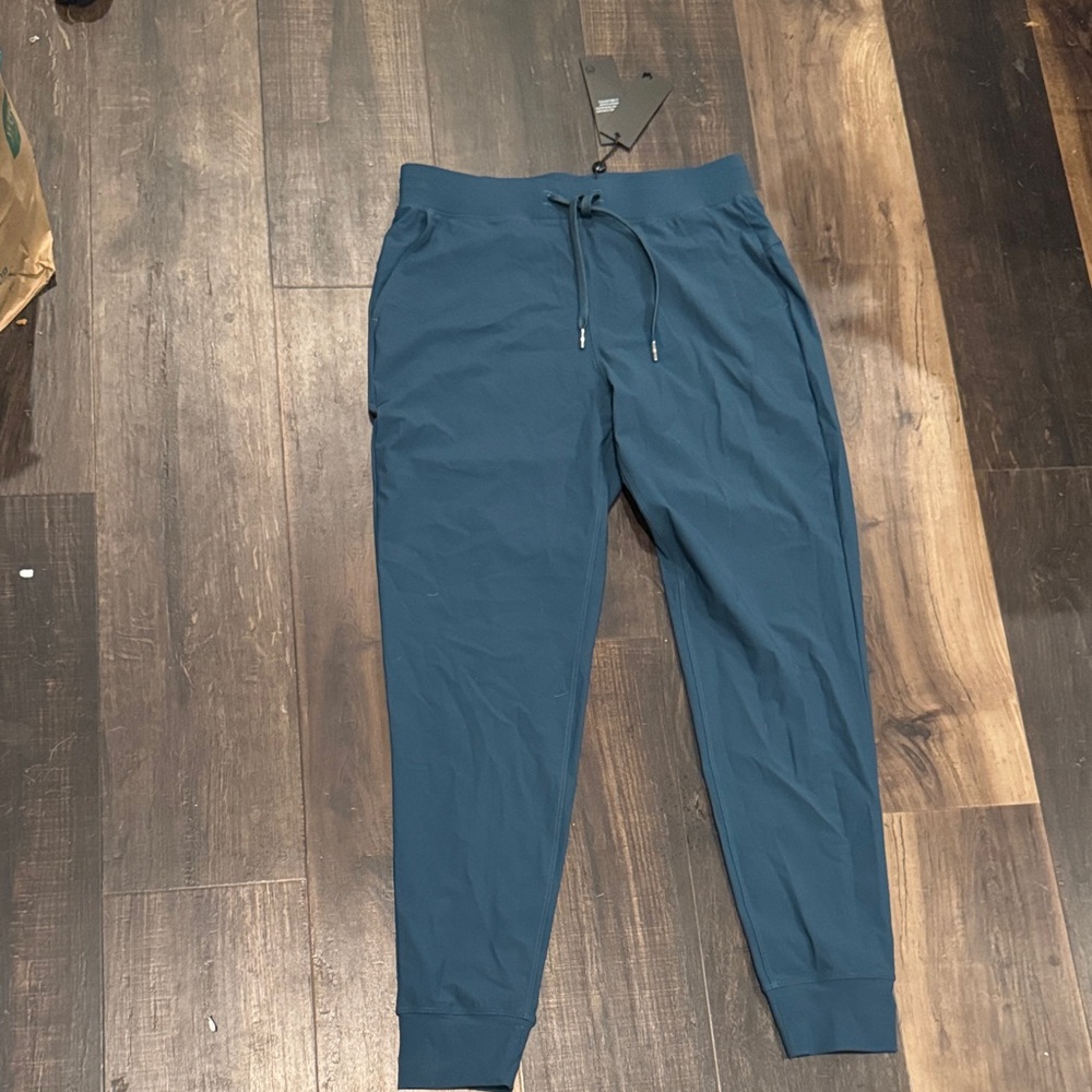 NWT Women’s Greyson Teal Jogger Pants